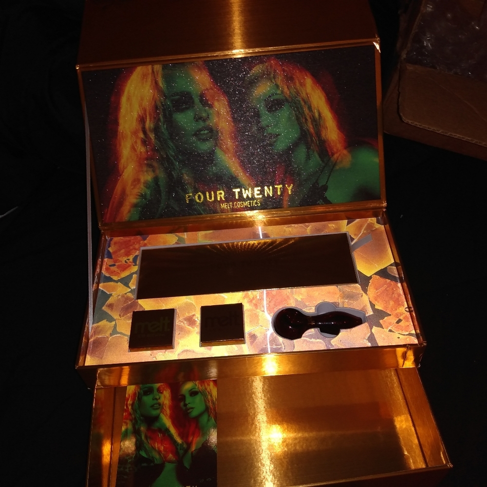 420;PR BOX - Picture 2 of 5
